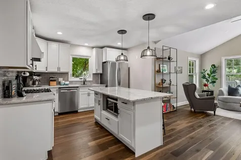 2713 W 54th Street Minneapolis MN 55410