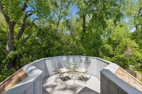 689 Brookside Lane Mendota Heights MN 55118
