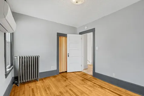 1227 Thomas Avenue Saint Paul MN 55104