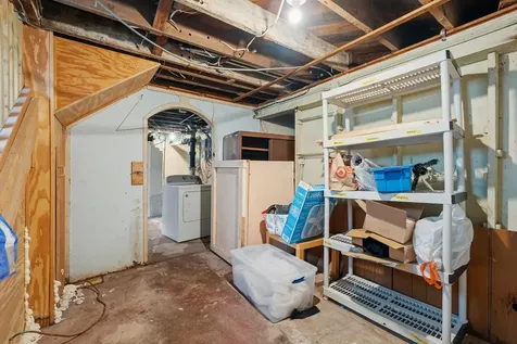 1227 Thomas Avenue Saint Paul MN 55104