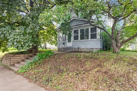 1227 Thomas Avenue Saint Paul MN 55104