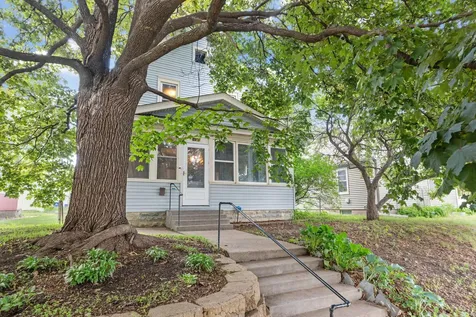 1227 Thomas Avenue Saint Paul MN 55104