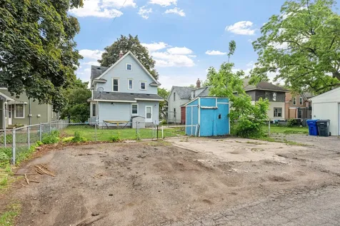 1227 Thomas Avenue Saint Paul MN 55104