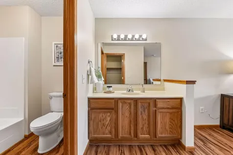 1014 Heldt Street Chaska MN 55318