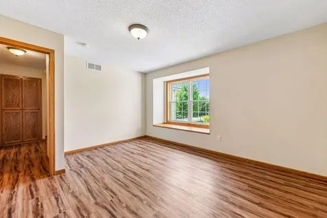 1014 Heldt Street Chaska MN 55318