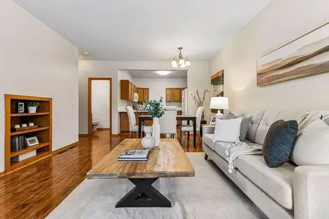 1014 Heldt Street Chaska MN 55318