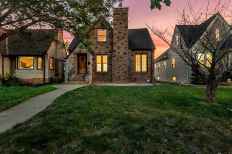 4537 Portland Avenue Minneapolis MN 55407