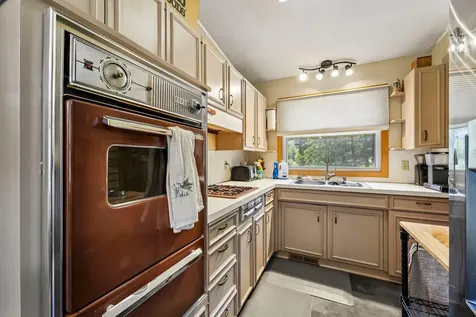 1006 Summit Avenue South Saint Paul MN 55075