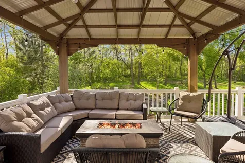 21420 Crimson Court Lakeville MN 55044