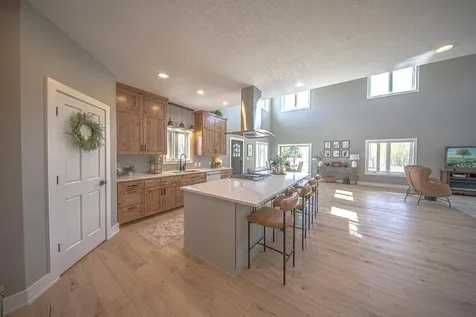 834 375th Avenue NE Stanchfield MN 55080