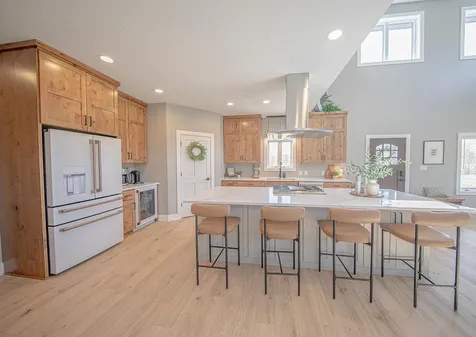 834 375th Avenue NE Stanchfield MN 55080