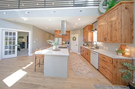 834 375th Avenue NE Stanchfield MN 55080