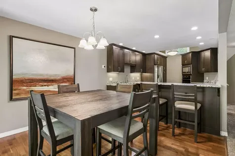 7442 Cahill Road Edina MN 55439