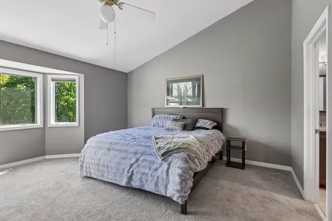 7442 Cahill Road Edina MN 55439