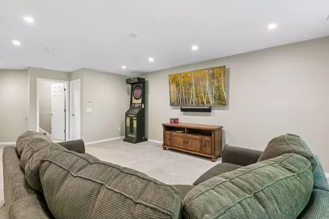 7442 Cahill Road Edina MN 55439