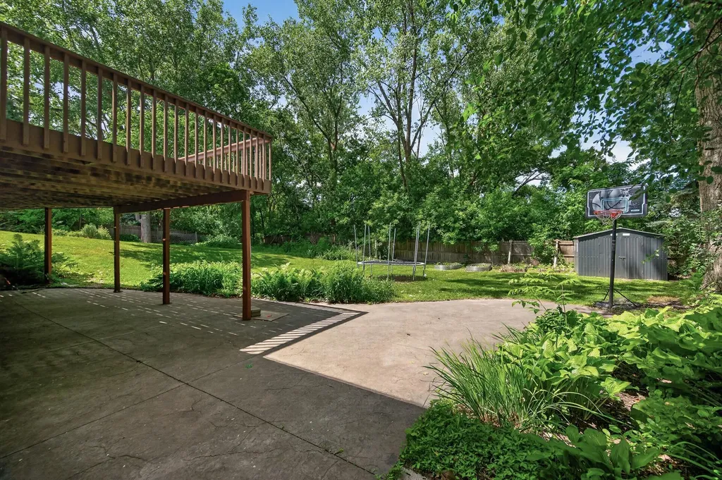 17664 Kettering Trail Lakeville MN 55044