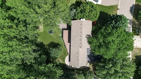 17664 Kettering Trail Lakeville MN 55044
