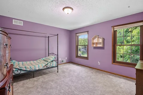 17664 Kettering Trail Lakeville MN 55044
