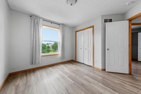 1620 Pinnacle Drive Dundas MN 55019
