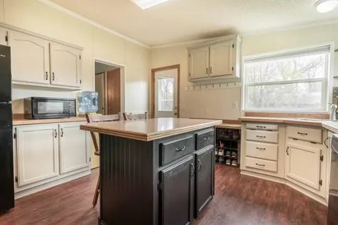 211 E Central Avenue Clitherall MN 56524