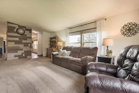 211 E Central Avenue Clitherall MN 56524