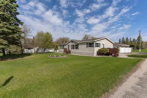 211 E Central Avenue Clitherall MN 56524