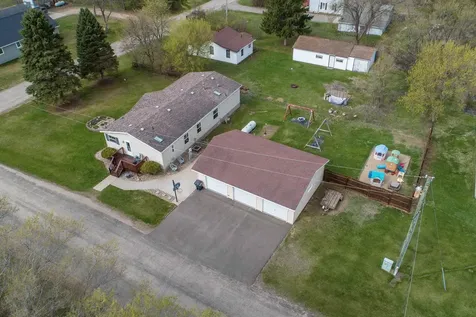 211 E Central Avenue Clitherall MN 56524