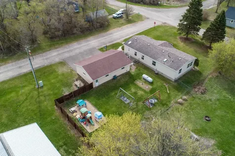 211 E Central Avenue Clitherall MN 56524