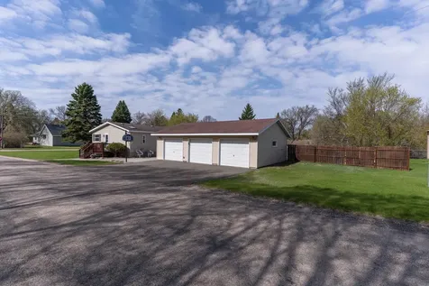 211 E Central Avenue Clitherall MN 56524