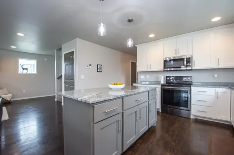 2009 42nd Street S Moorhead MN 56560