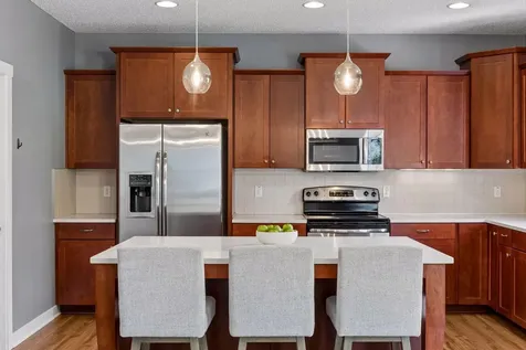 10828 Ashley Lane Woodbury MN 55129