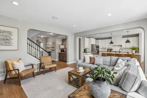 3933 Holasek Path Chaska MN 55318
