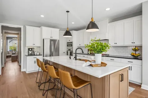 3933 Holasek Path Chaska MN 55318