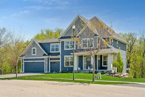 3933 Holasek Path Chaska MN 55318