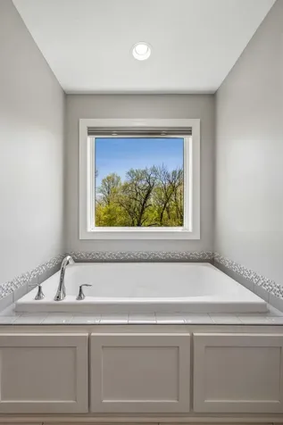 3933 Holasek Path Chaska MN 55318