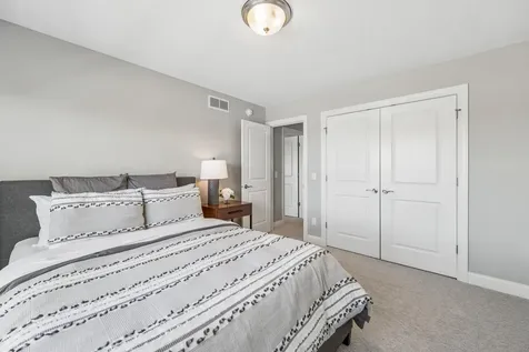 3933 Holasek Path Chaska MN 55318