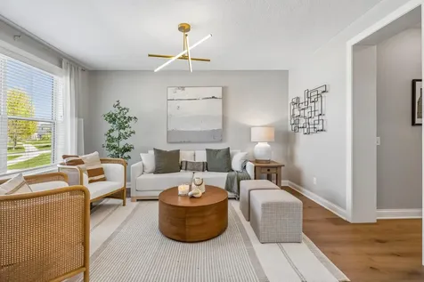3933 Holasek Path Chaska MN 55318