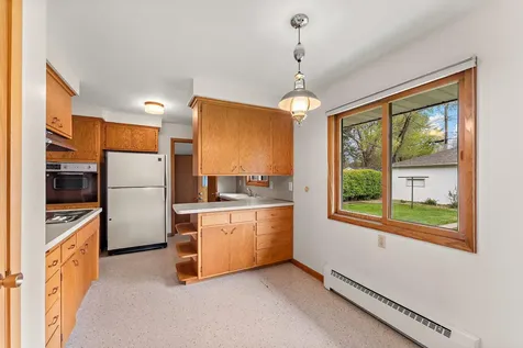 202 Ash Street W South Saint Paul MN 55075