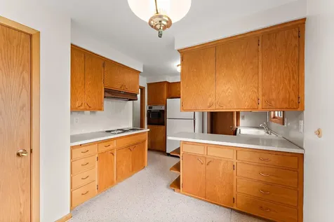 202 Ash Street W South Saint Paul MN 55075