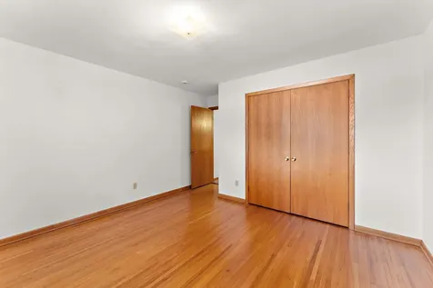 202 Ash Street W South Saint Paul MN 55075