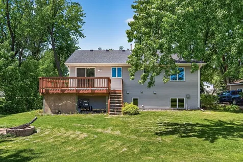 600 River Road W Delano MN 55328