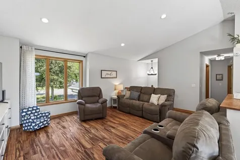 600 River Road W Delano MN 55328