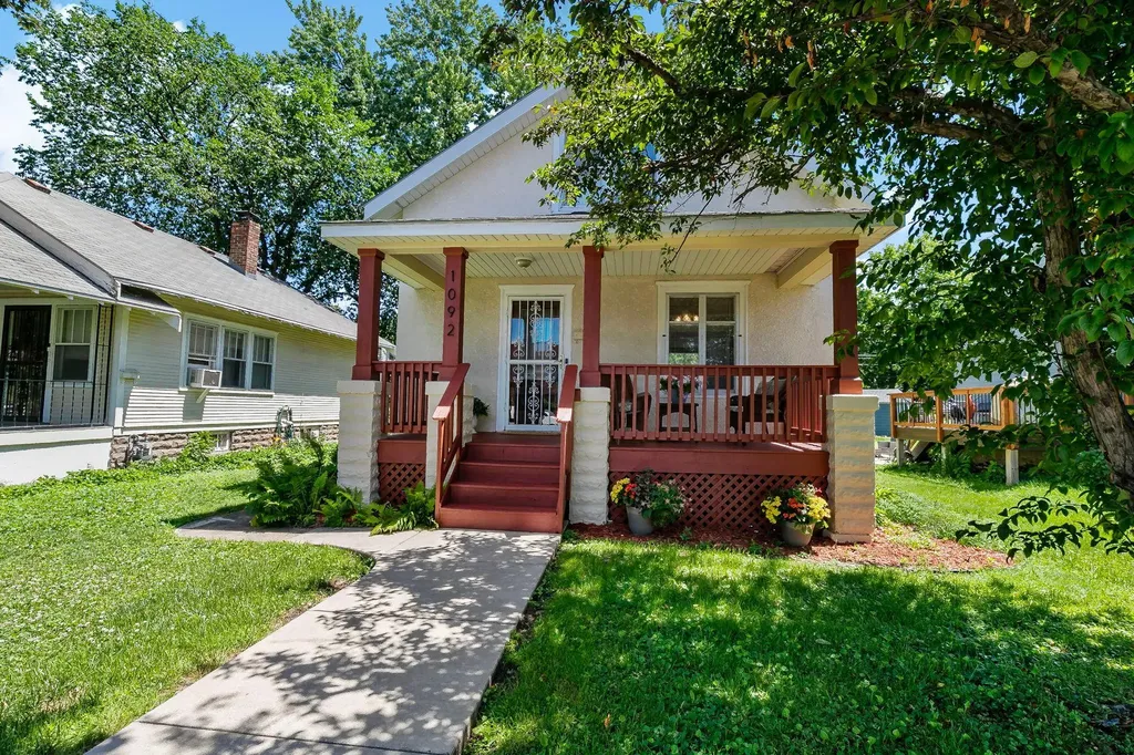 1092 21st Avenue SE Minneapolis MN 55414