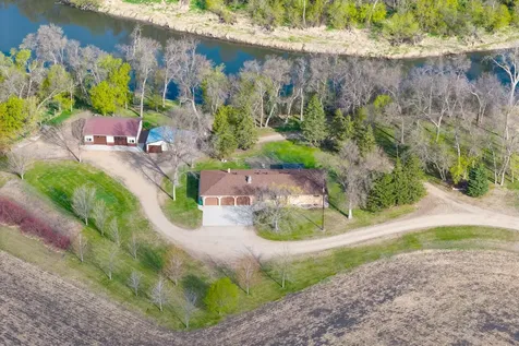 3305 Us Highway 75 Breckenridge MN 56520