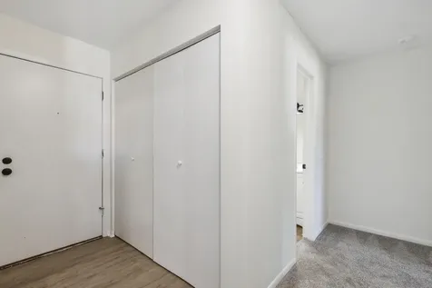 2011 E 122nd Street Burnsville MN 55337