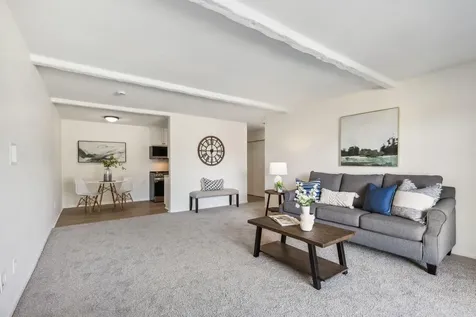 2011 E 122nd Street Burnsville MN 55337