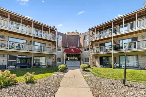 2011 E 122nd Street Burnsville MN 55337