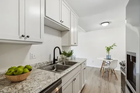 2011 E 122nd Street Burnsville MN 55337
