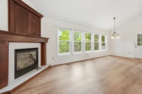 7516 W 77th Street Chaska MN 55318