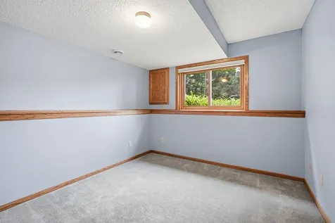 7516 W 77th Street Chaska MN 55318